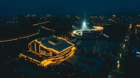 FlashForge AD5X：300美元内多色3D打印机精